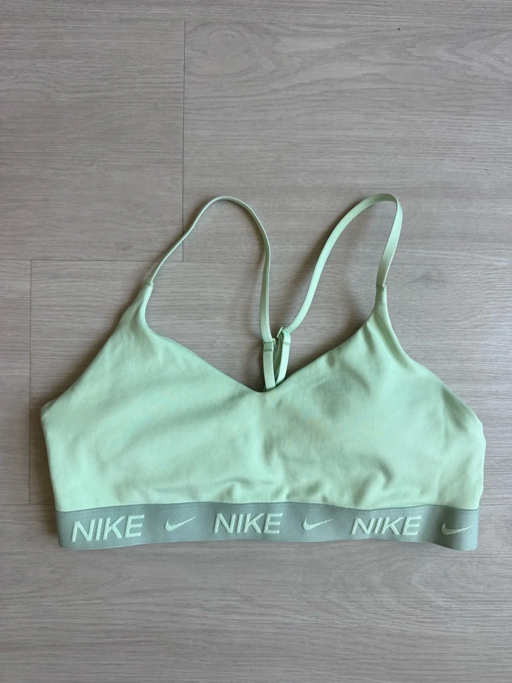 Nike Womens Mint Green Seamless Sports Bra